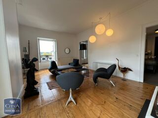  Appartement à louer 4 pièces 84 m²