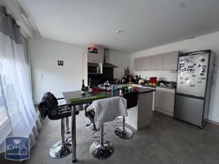  Appartement � louer 3 pi�ces 103 m�