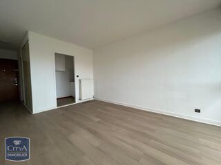  Appartement à louer 1 pièce 25 m²