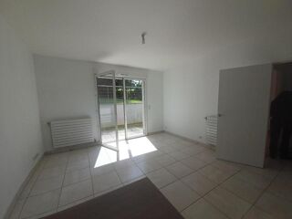  Appartement à louer 2 pièces 44 m²