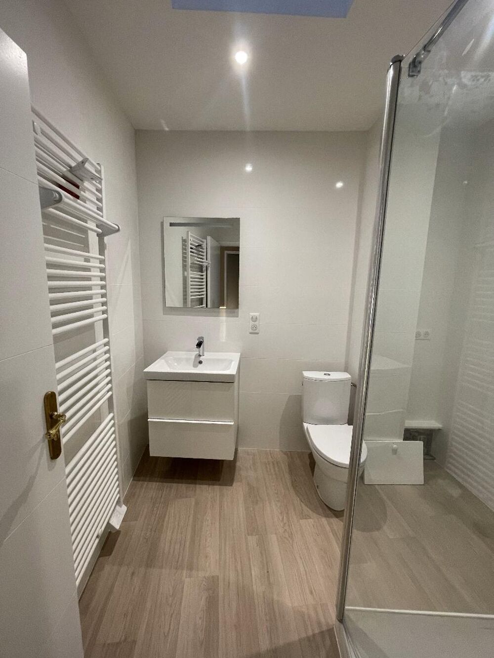 location Appartement - 3 pièce(s) - 94 m² Mâcon (71000)