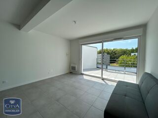  Appartement à louer 3 pièces 63 m²