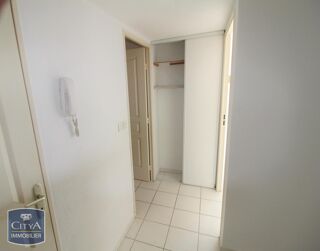  Appartement à louer 1 pièce 34 m²
