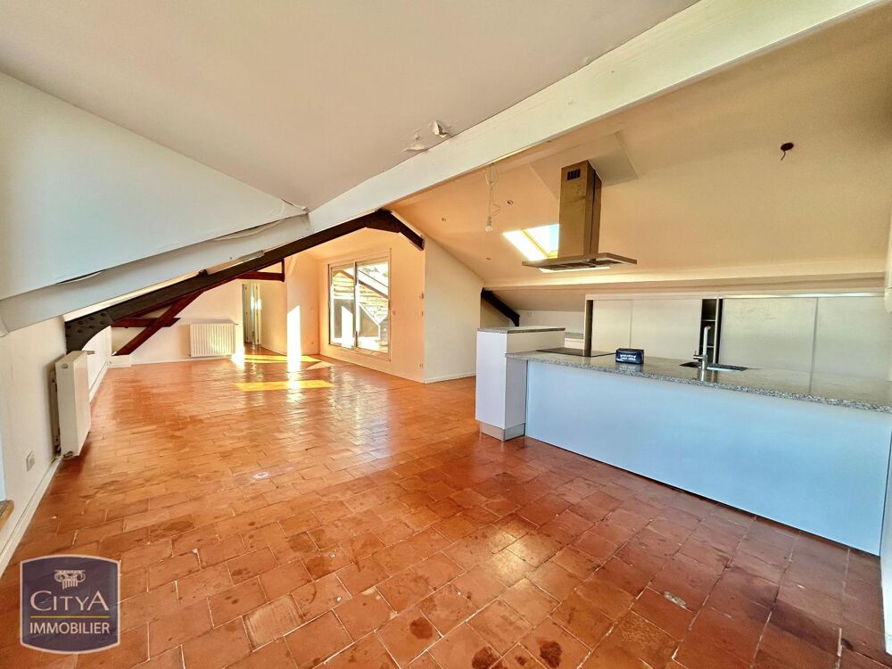location Appartement - 5 pièce(s) - 74 m² Saint-Étienne (42000)
