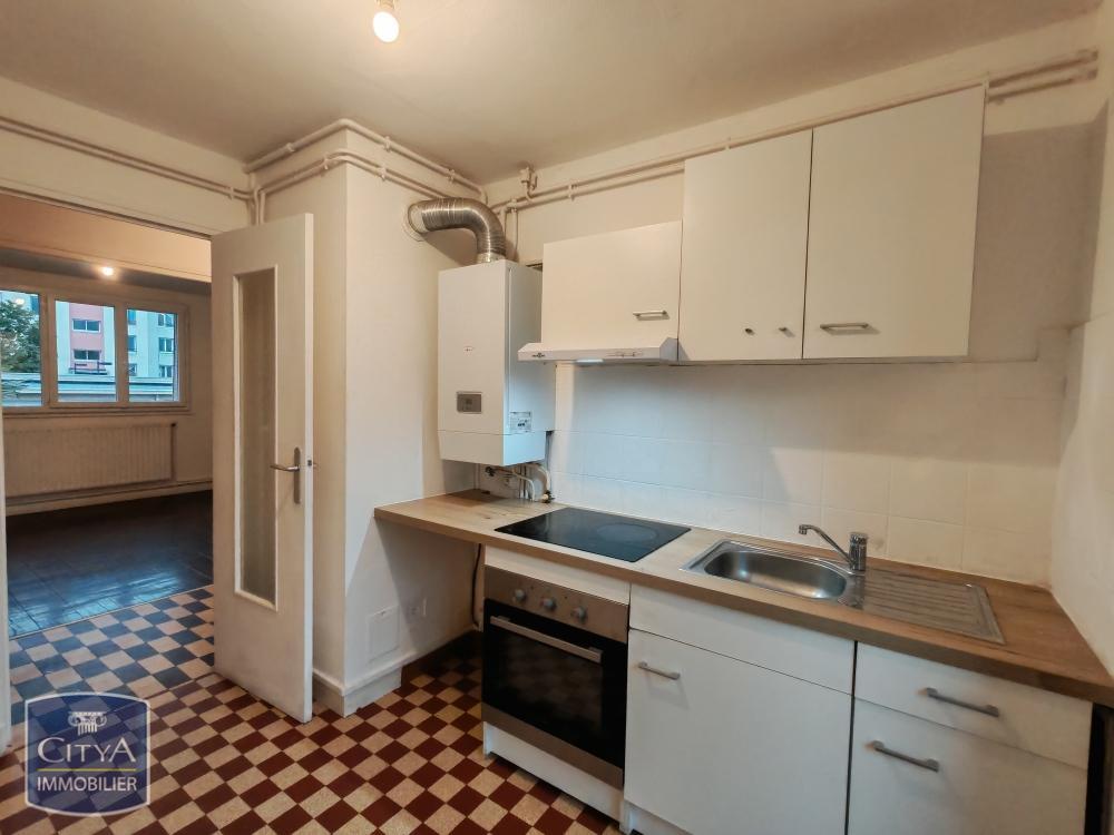 À LOUER : Appartement T3 à Fontaine, 38600. Découvrez ce....