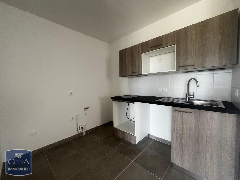 location Appartement - 3 pièce(s) - 63 m² Rodilhan (30230)