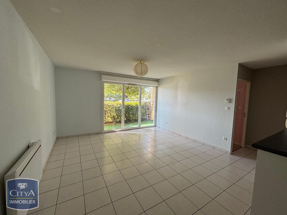 location Appartement - 2 pièce(s) - 43 m² Bergerac (24100)