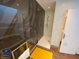  Appartement à louer 1 pièce 33 m²
