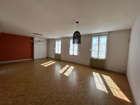   Location Appartement Appartement - 5 pièce(s) - 153 m²