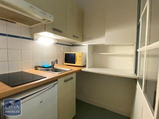  Appartement à louer 2 pièces 31 m²