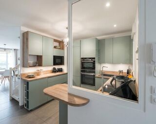 vente Appartement - 5 pièce(s) - 96 m² Décines-Charpieu (69150)
