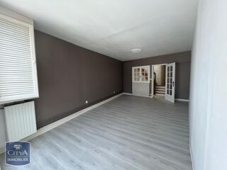  Appartement à louer 3 pièces 81 m²