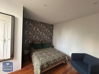  Appartement à louer 2 pièces 32 m²