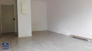  Appartement à louer 1 pièce 25 m²