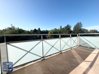  Appartement à louer 4 pièces 75 m²