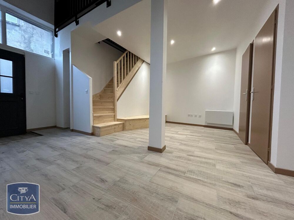 location Maison - 3 pièce(s) - 57 m² Malauzat (63200)