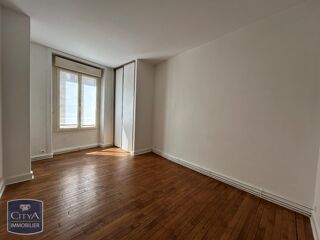  Appartement à louer 3 pièces 65 m²