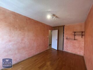  Appartement à louer 5 pièces 101 m²