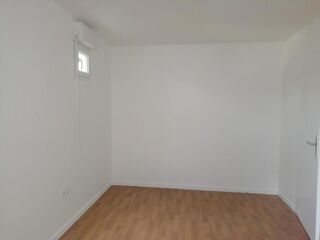  Appartement à louer 3 pièces 58 m²