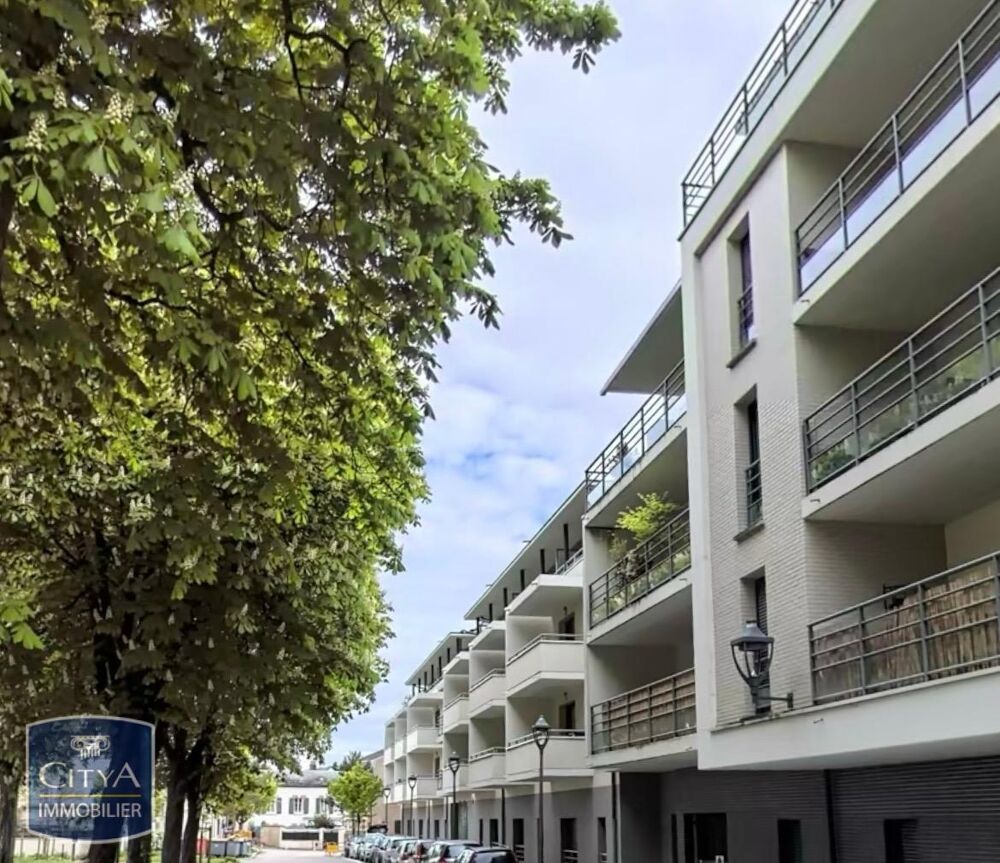 À LOUER : Appartement récent T1 situé à Orléans, dans le....