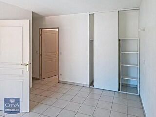  Appartement à louer 2 pièces 35 m²