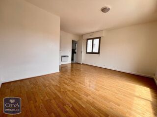  Appartement à louer 1 pièce 32 m²