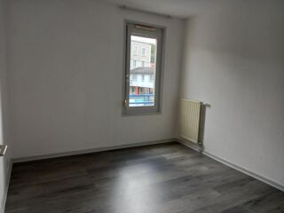  Appartement à louer 2 pièces 53 m²