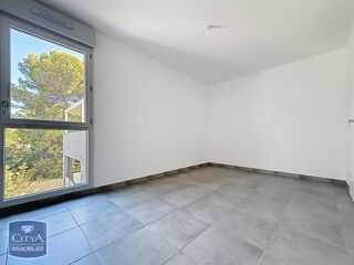  Appartement à louer 3 pièces 61 m²