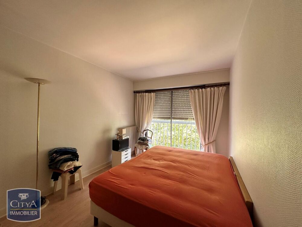 location Appartement - 2 pièce(s) - 61 m² Rambouillet (78120)