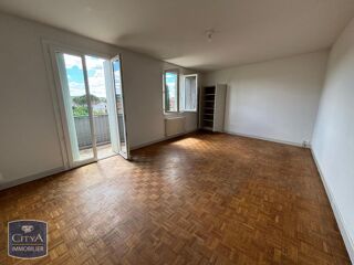  Appartement à louer 3 pièces 73 m²
