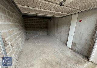  Parking / Garage à louer 14 m²