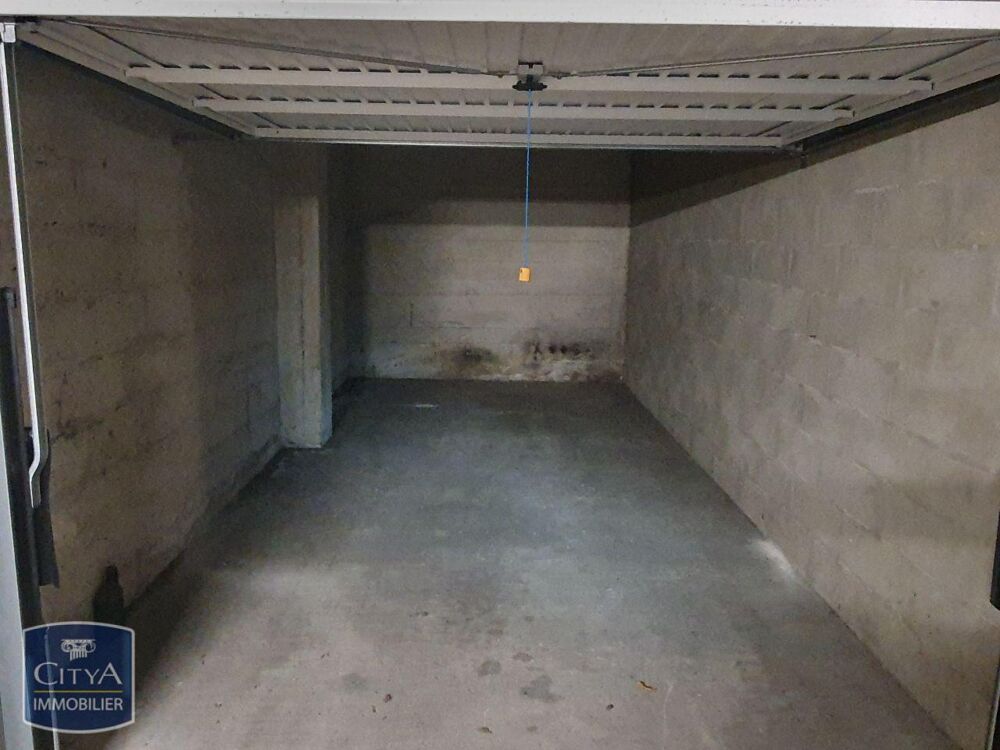 location Parking / Garage Charenton-le-Pont (94220)