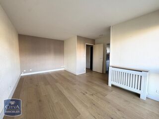  Appartement à louer 1 pièce 32 m²