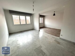  Appartement à louer 3 pièces 83 m²