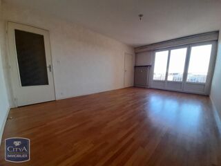  Appartement à louer 3 pièces 65 m²