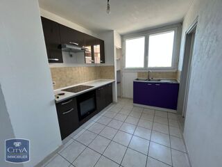  Appartement à louer 4 pièces 73 m²