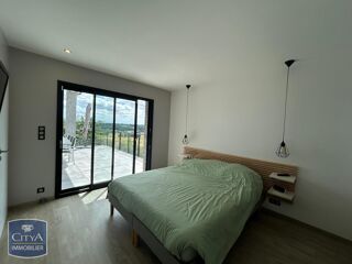  Maison à louer 4 pièces 141 m²