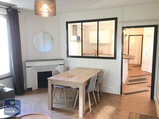  Appartement à louer 3 pièces 78 m²