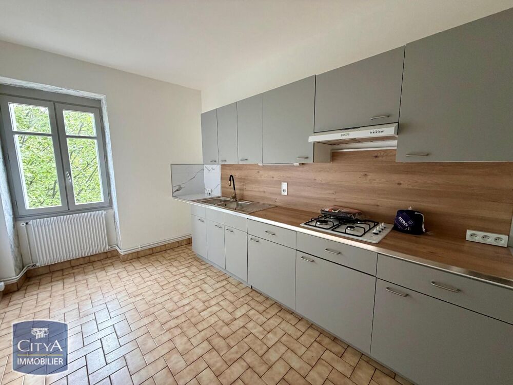 À LOUER : Appartement T4 de 91.77 m2 situé à proximité i....