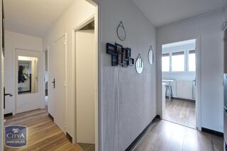  Appartement à louer 2 pièces 58 m²