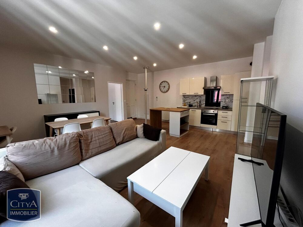 location Appartement - 3 pièce(s) - 70 m² Le Chambon-Feugerolles (42500)