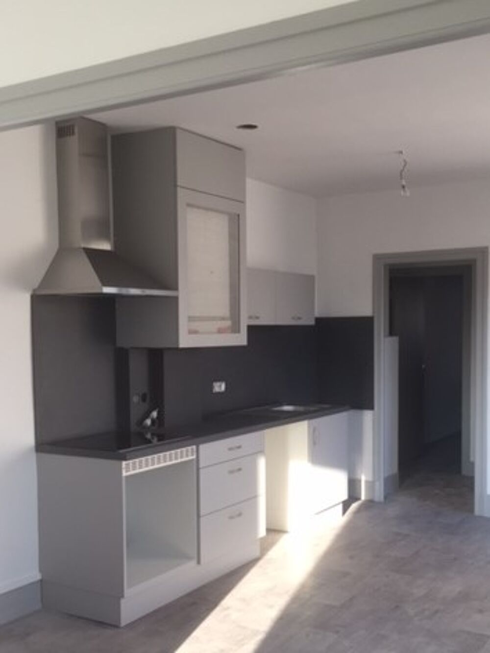 65 Route de St Etienne. Appartement F2 de 45 m² comprena....