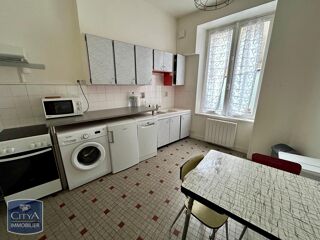  Appartement à louer 2 pièces 45 m²