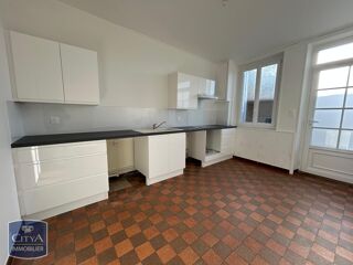  Maison à louer 4 pièces 109 m²