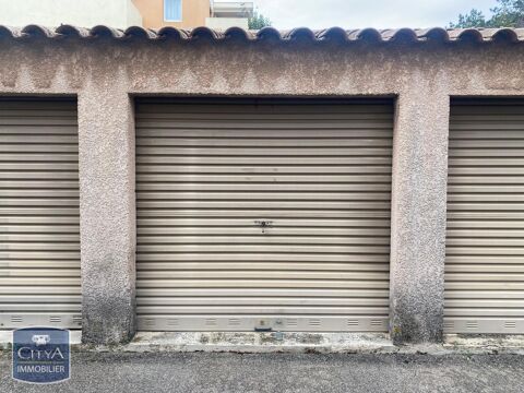  Parking / Garage  louer 