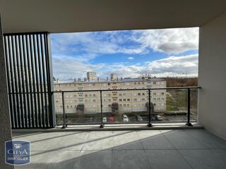  Appartement à louer 4 pièces 96 m²