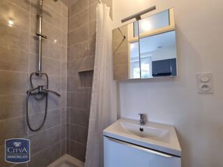  Appartement à louer 1 pièce 26 m²