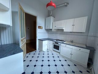  Appartement � louer 4 pi�ces 130 m�