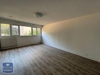  Appartement à louer 1 pièce 32 m²