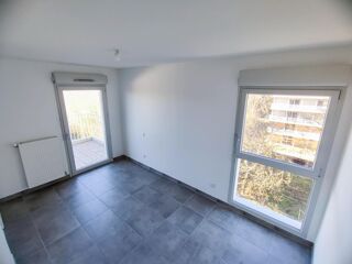  Appartement à louer 3 pièces 64 m²